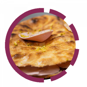 Pizza mit Mortadella und Pistaziencreme