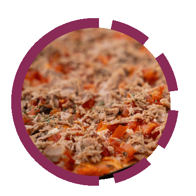 Pizza mit Thunfisch und Paprika